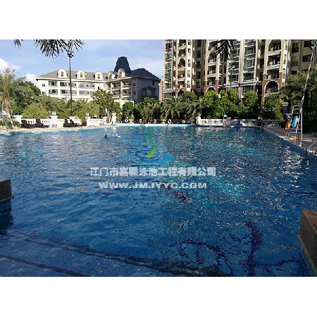 錦富匯景灣小區游泳池